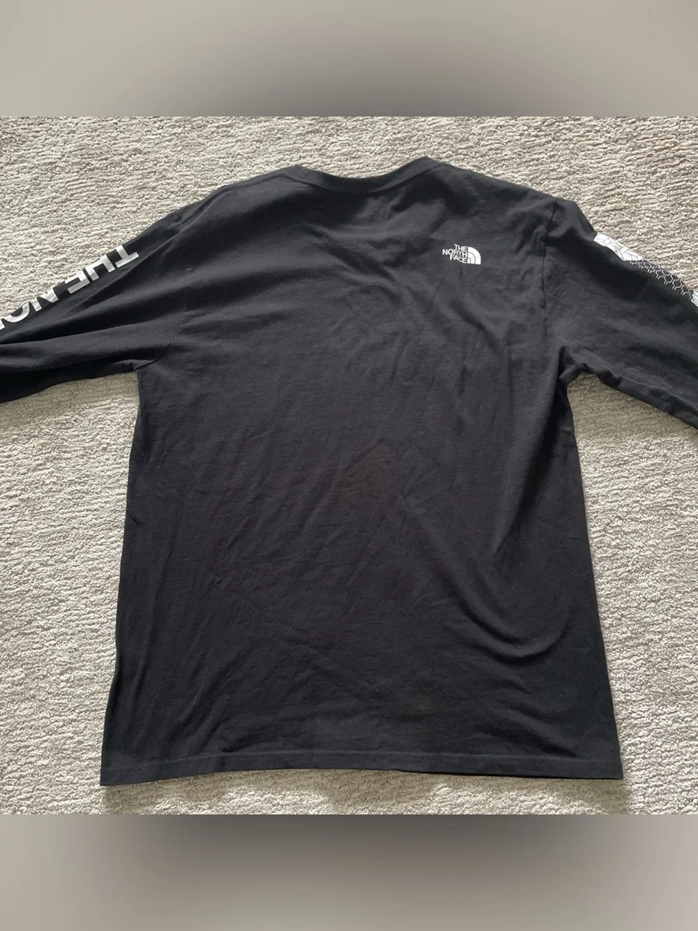 The North Face Mens Black Long Sleeve T-Shirt Graphic Sleeve Print Size Large
